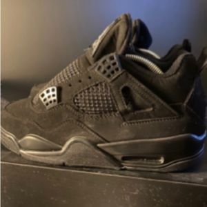 Jordan 4 Black cat